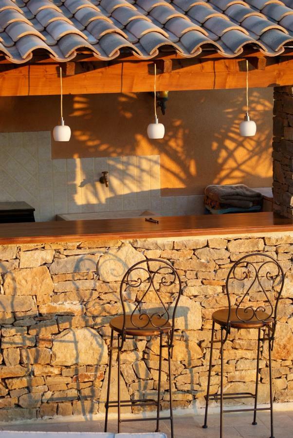 La Cigale Sous L'Olivier Bed and Breakfast Le Castellet  Buitenkant foto